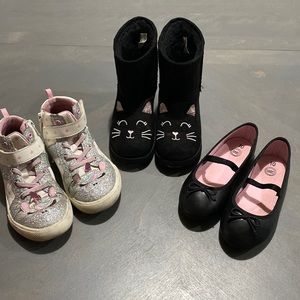 Lot of toddler girl shoes size 10